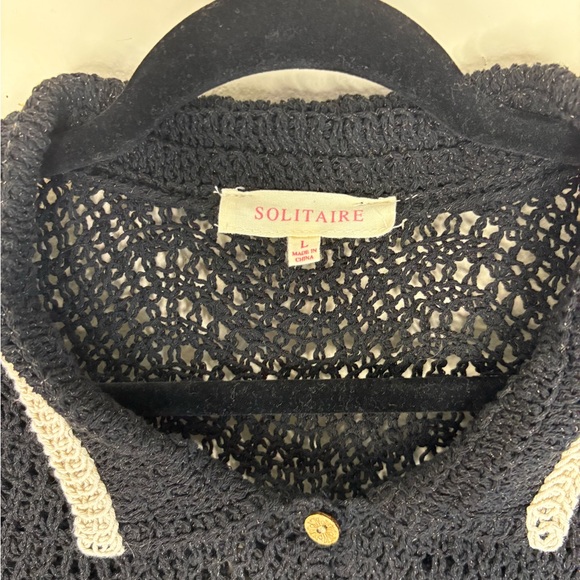 Solitaire Black and Cream Knit Top - Picture 7 of 9